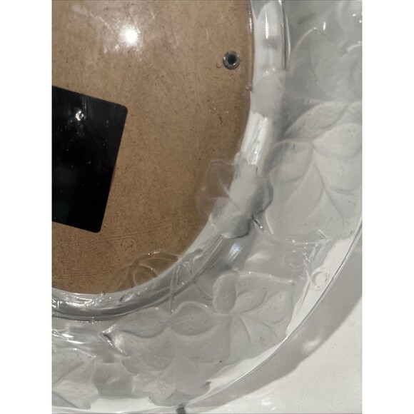 VTG FIFTH AVENUE CRYSTAL GLASS SIGNATURES OVAL  5x7 PICTURE FRAME - Picture 3 of 5